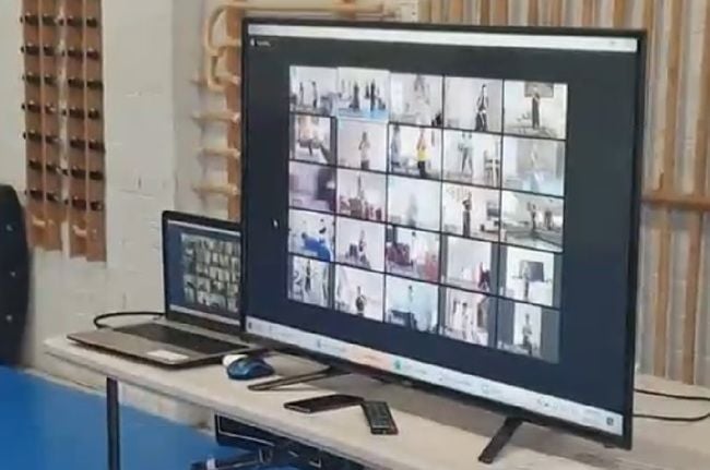 Joining our Live Classes Joining our Live Classes